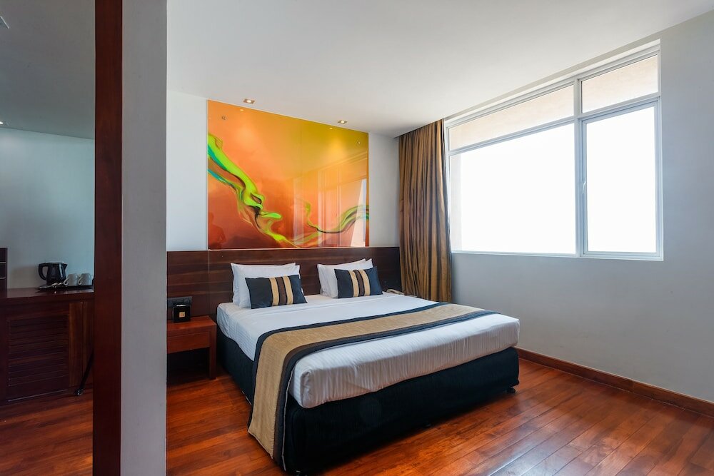 Фото Renuka City Hotel