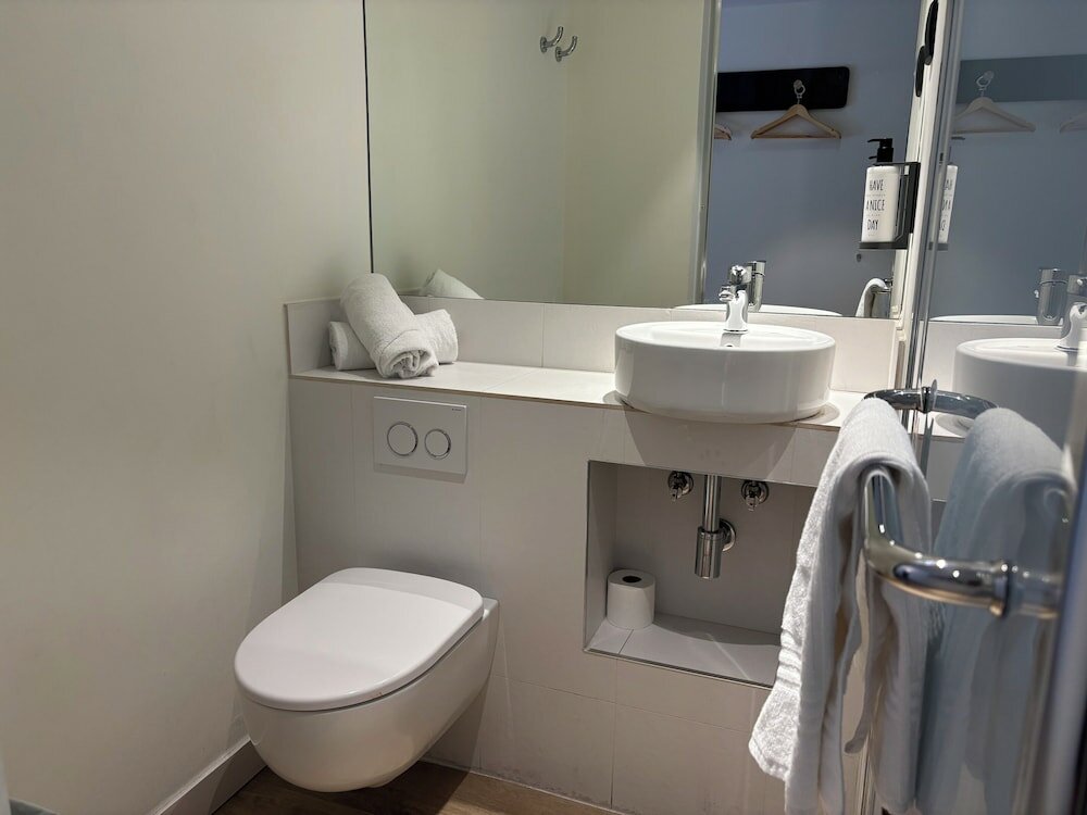 Фото EasyHotel Madrid Centro Atocha