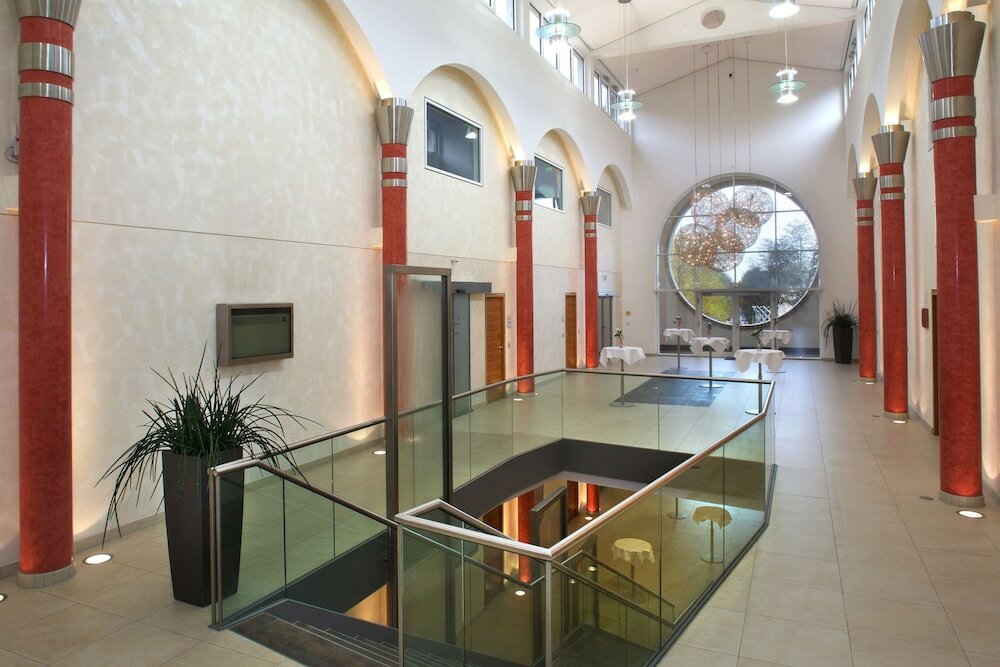 Фото Steigenberger Hotel Der Sonnenhof