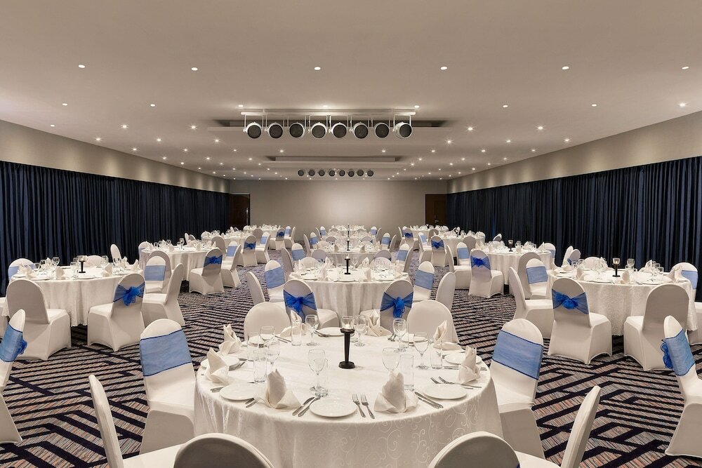 Фото Four Points by Sheraton Dar es Salaam New Africa