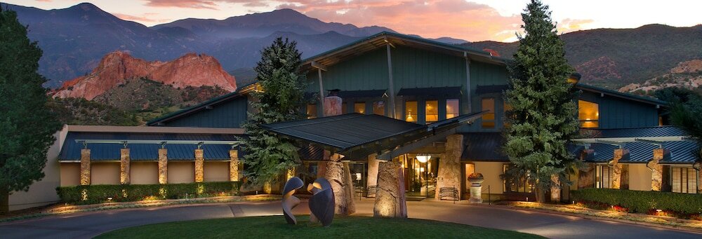 Фото Garden of the Gods Resort and Club