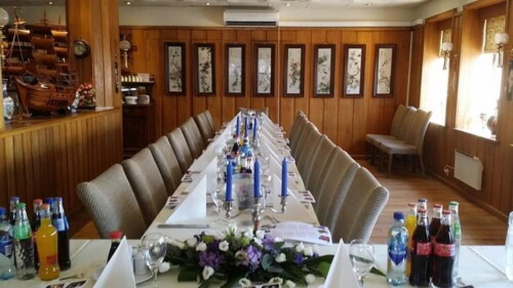 Фото Maritim Hotel