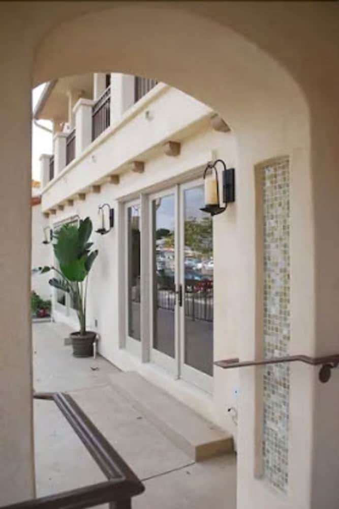 Фото Bella Capri Inn