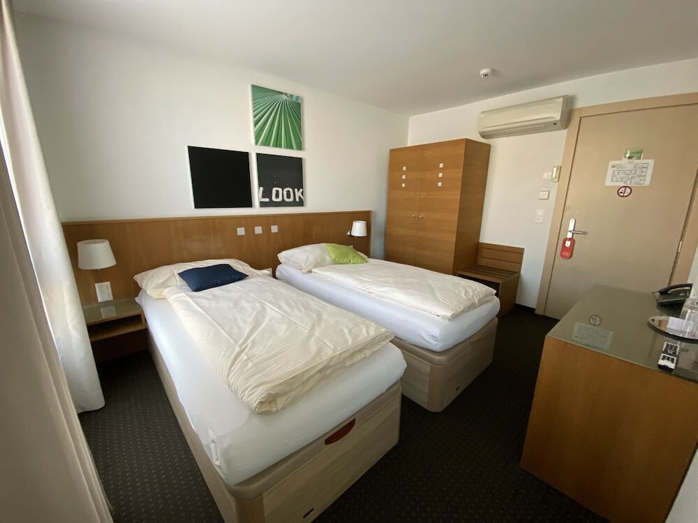 Фото Businesshotel Lux