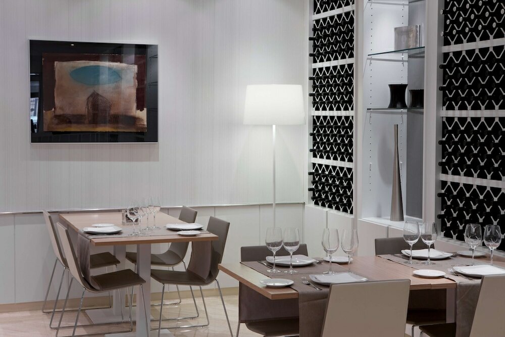 Фото Nh Barcelona Stadium