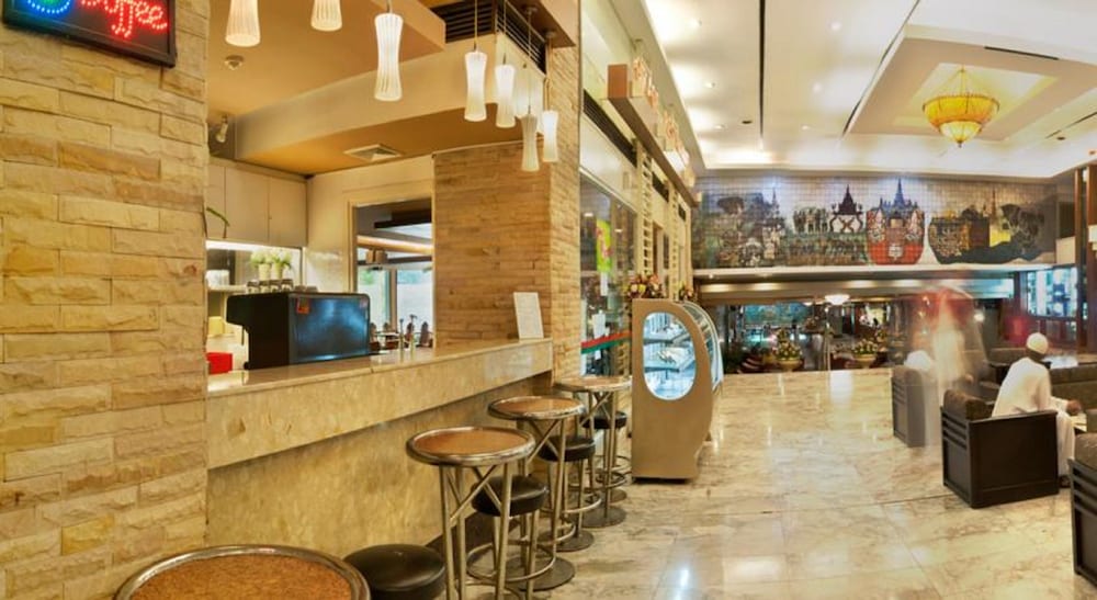 Фото Grace Hotel Bangkok