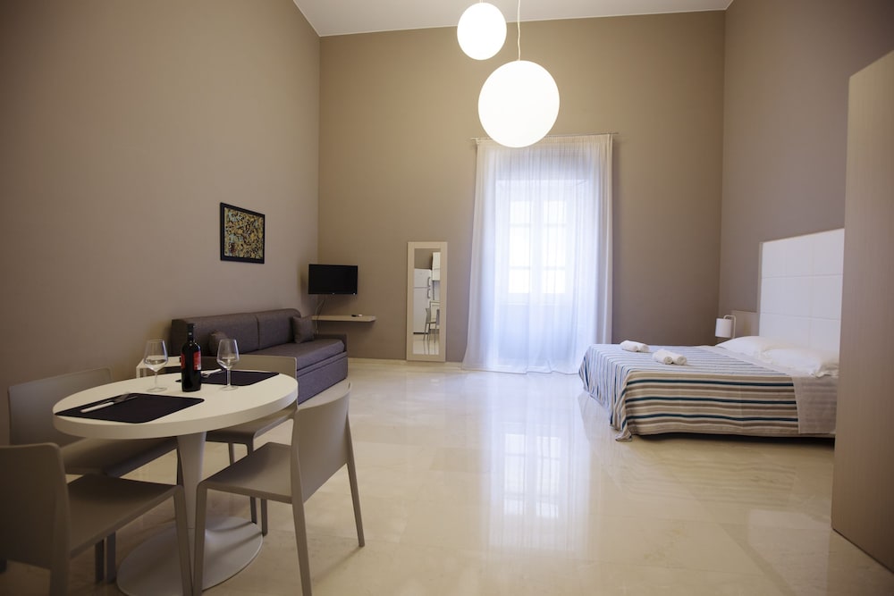 Фото Central Gallery Rooms