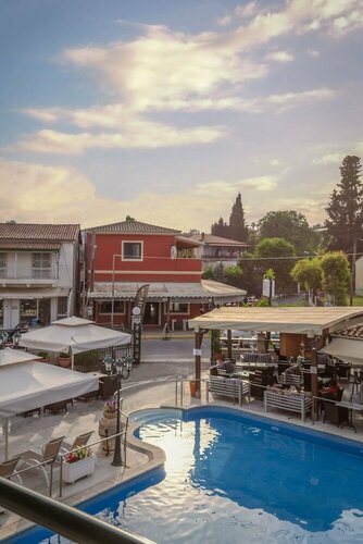 Внешний вид отеля Opera Blue Hotel в Гувье, фото 5