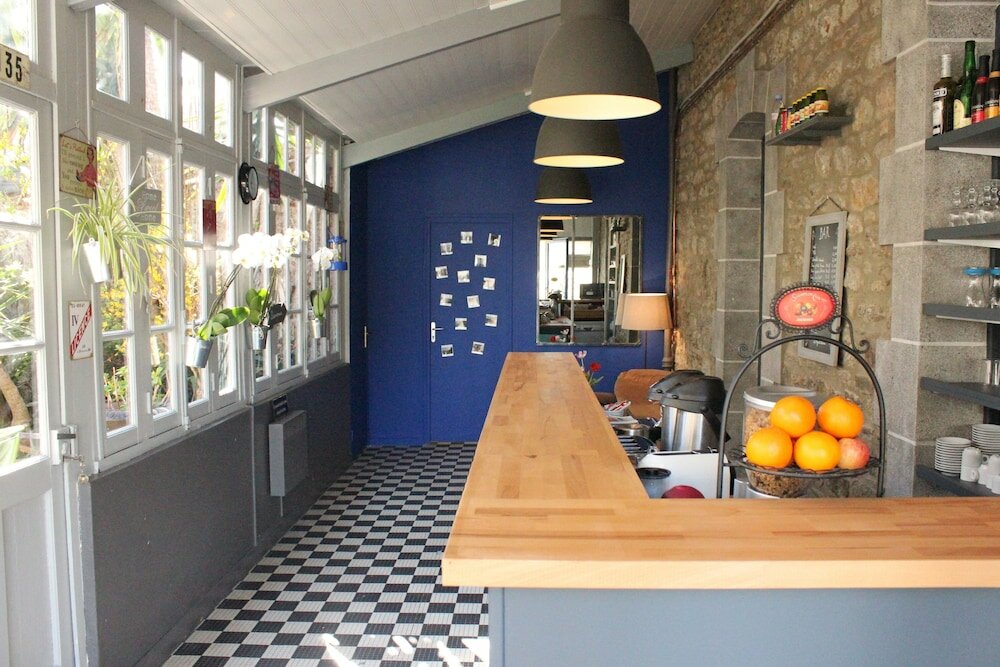 Фото Hôtel Saint-Michel