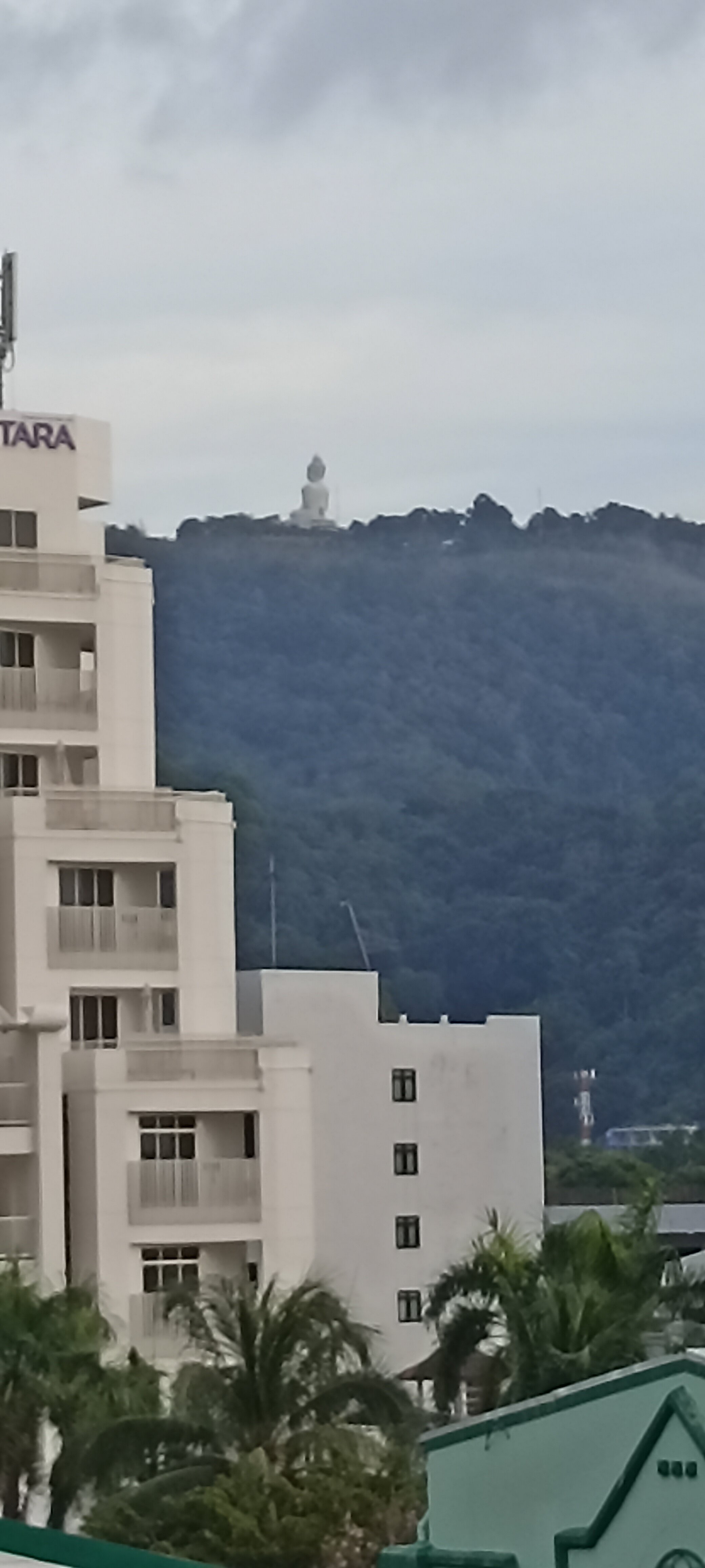 Фото JonoX Phuket Karon Hotel