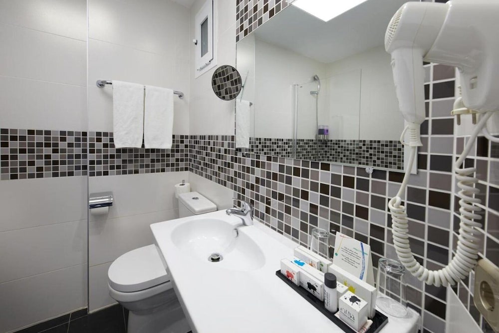 Фото Hotel Joan Miró Museum