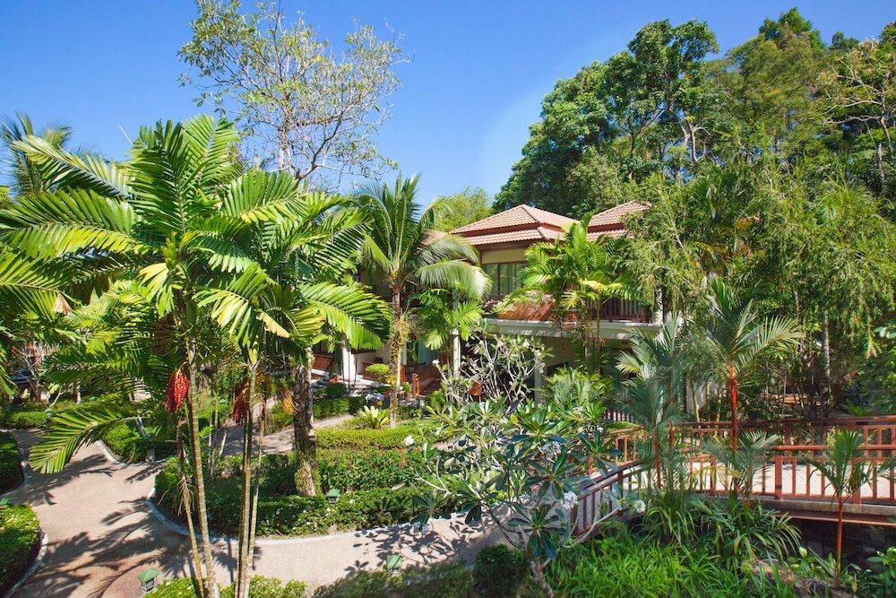 Фото Khao Lak Bayfront Resort