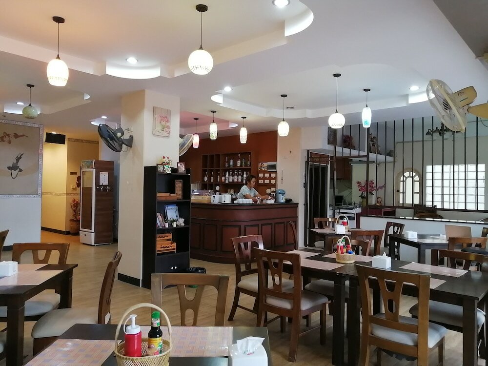 Фото Jardin Hotel