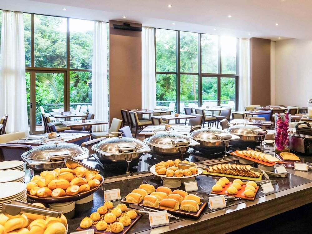 Фото Novotel Porto Alegre Tres Figueiras Hotel