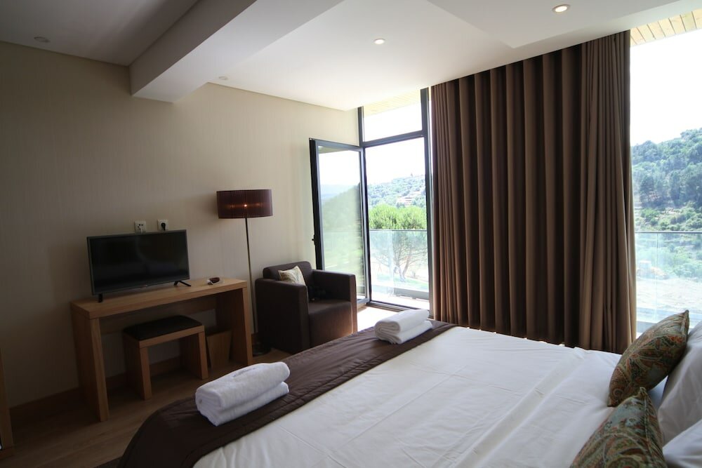 Фото Douro Cister Hotel Resort Rural & SPA