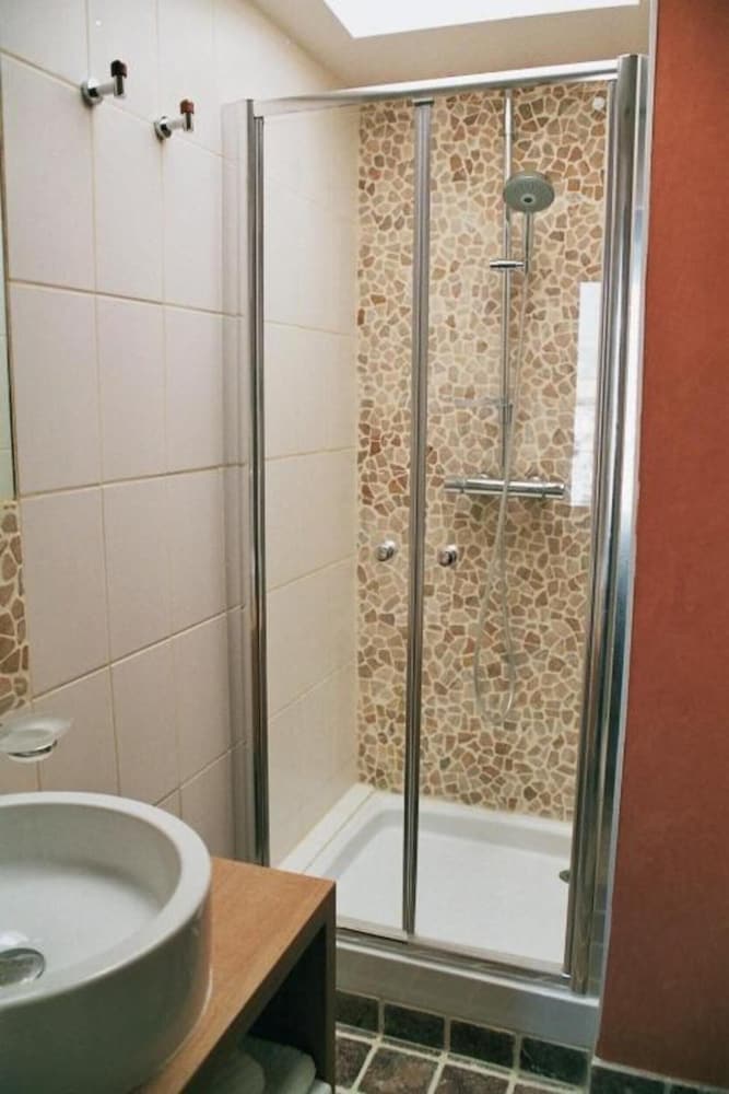 Фото Hotel Excelsior Batignolles