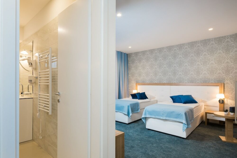 Фото Hotel Corner