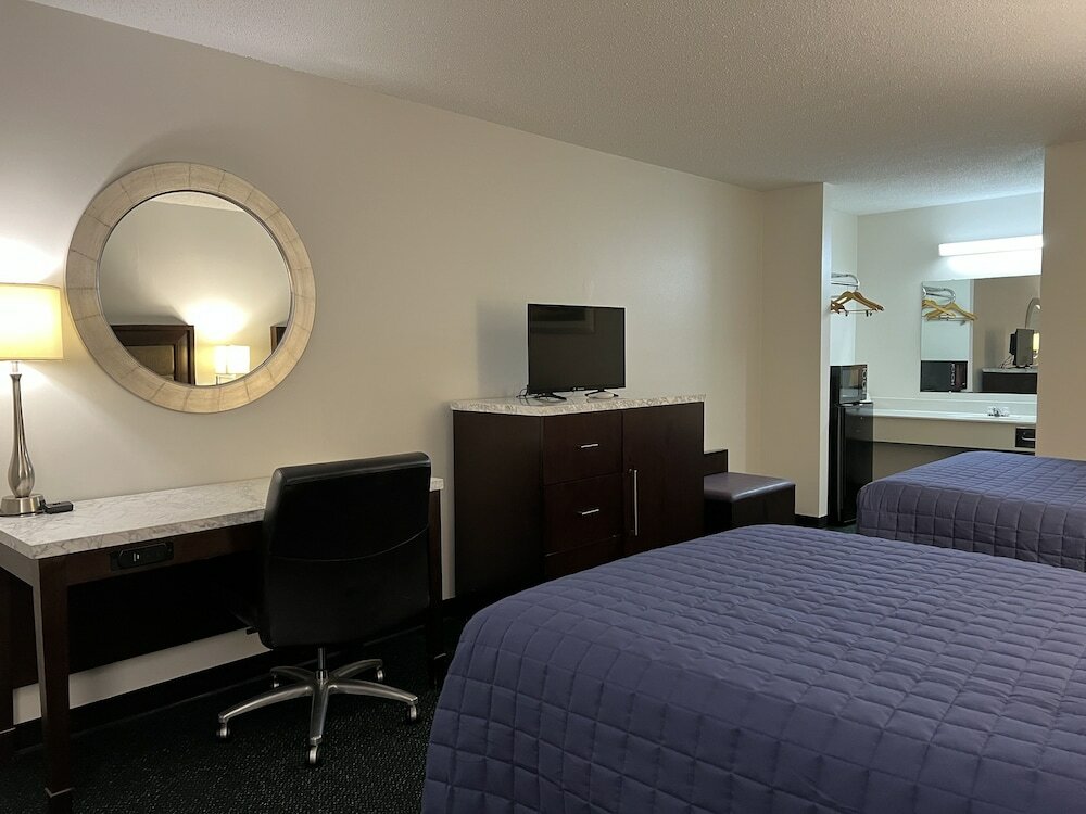 Фото Garden Inn & Suites