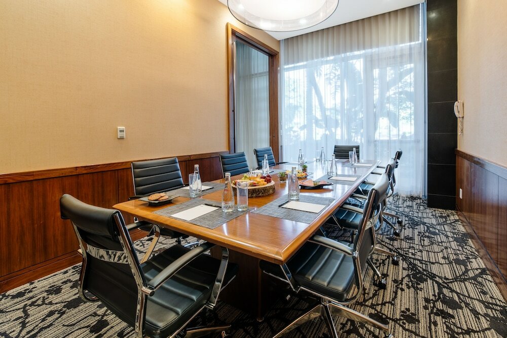 Фото Miyako Hybrid Hotel Torrance