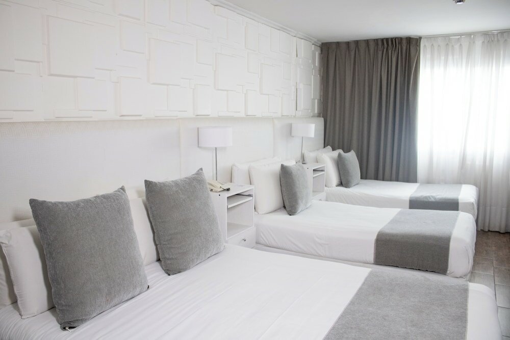 Фото Ker Recoleta Hotel