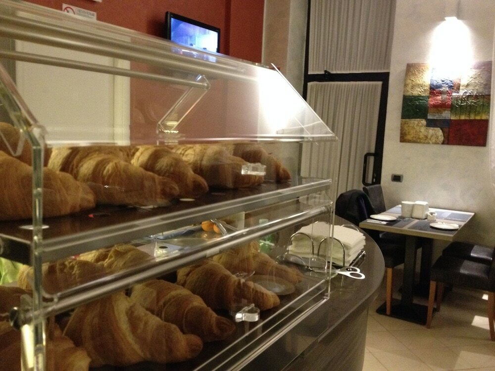 Фото Hotel Brenta Milano