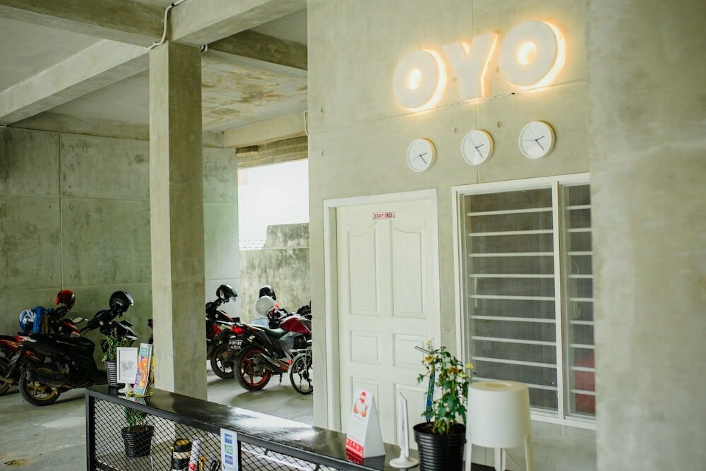 Hotel Oyo 183 The Pipe House, Palembang, photo