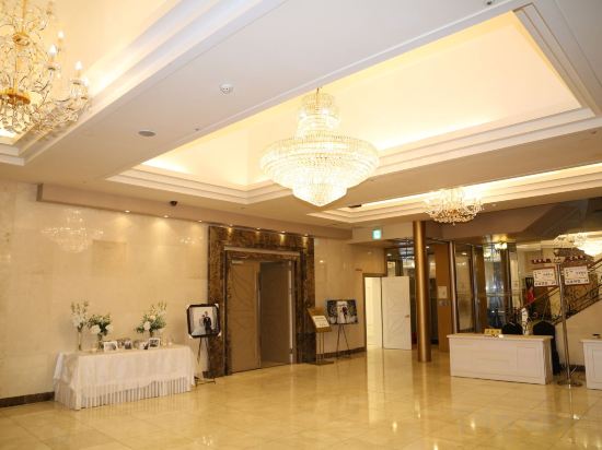 Фото The Koryo Hotel