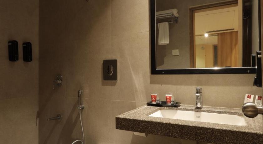 Фото Rang Lords Inn Bharuch