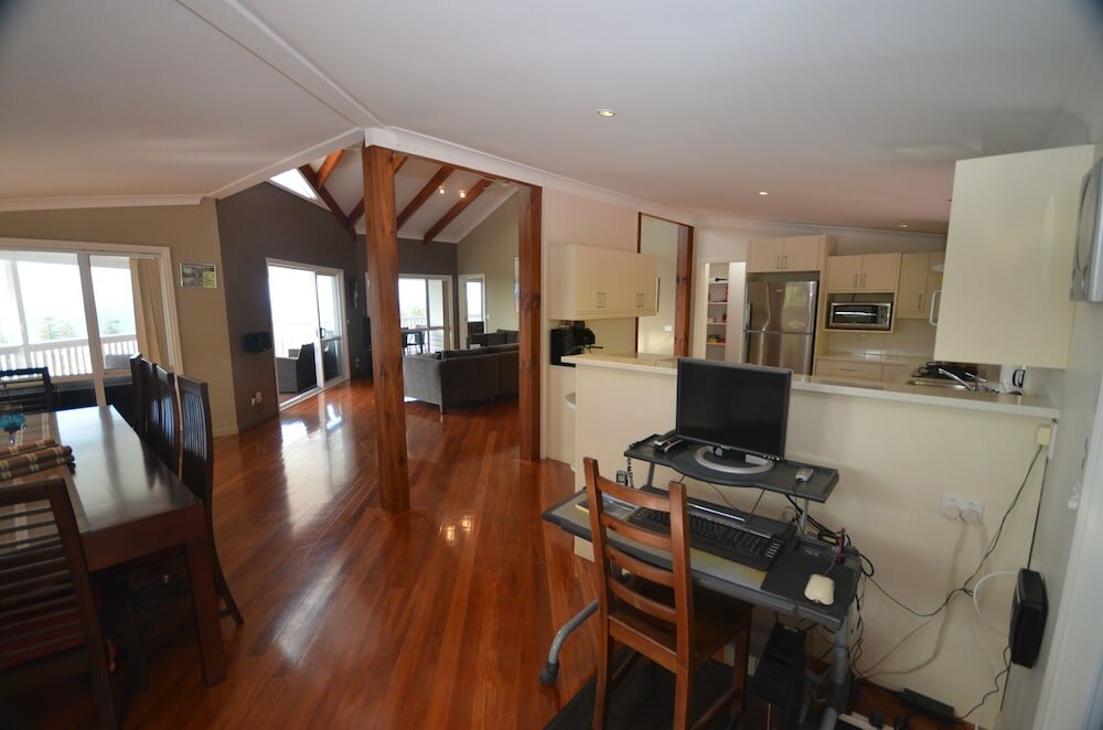 Фото The White House