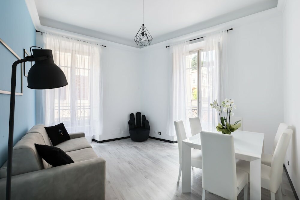 Фото A World Aparts - The Artist's Suite