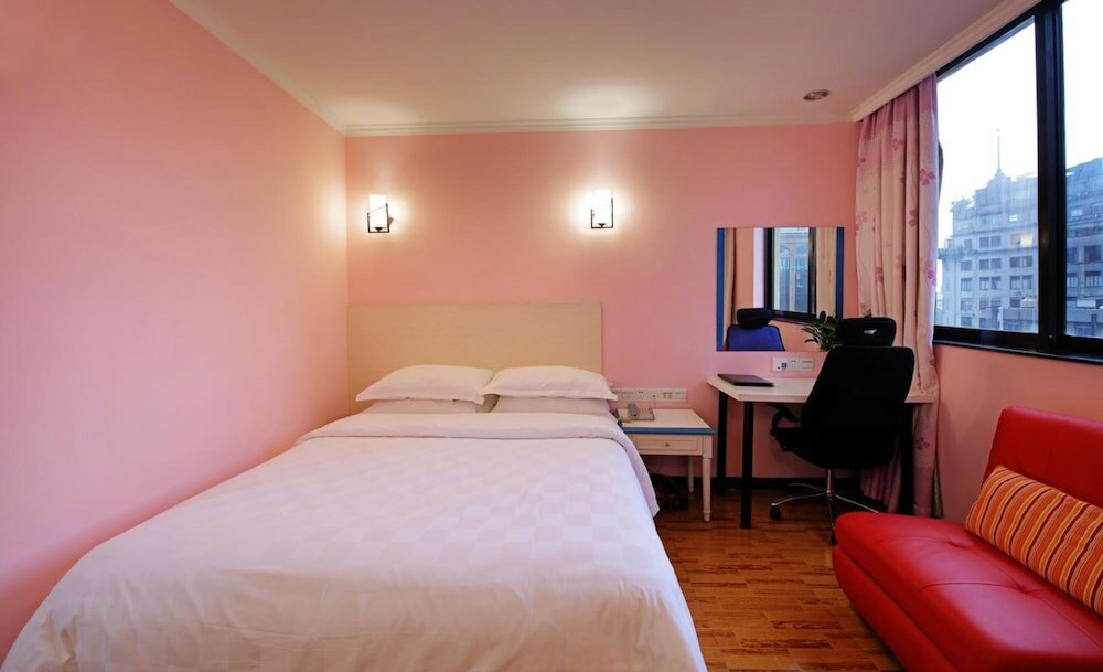 Фото Ln White House Hotel