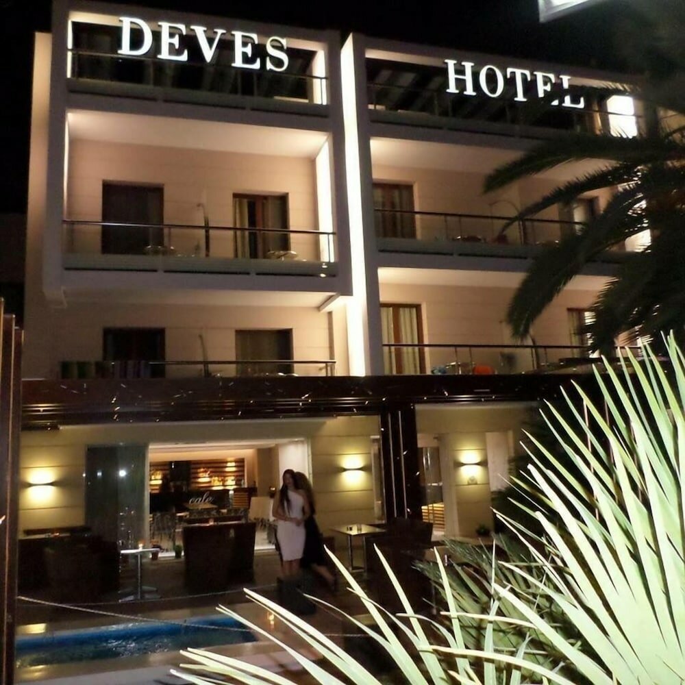 Фото Deves Hotel