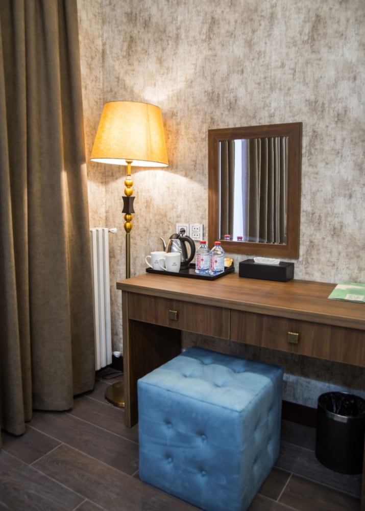 Фото Macara Sheki City Hotel