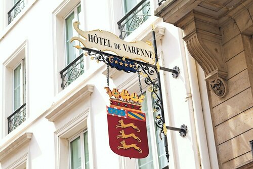 Внешний вид отеля Hotel De Varenne в Париже, фото 1