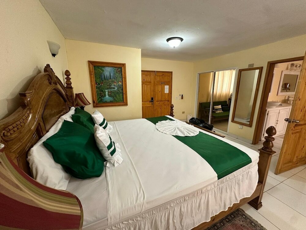 Фото PC Entreprises Guest House