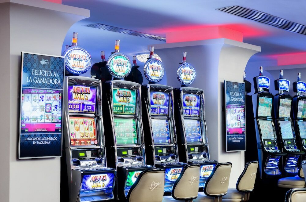 Фото Taormina Hotel and Casino