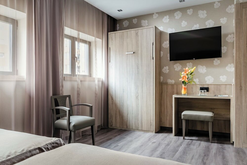 Фото Civera Hotel