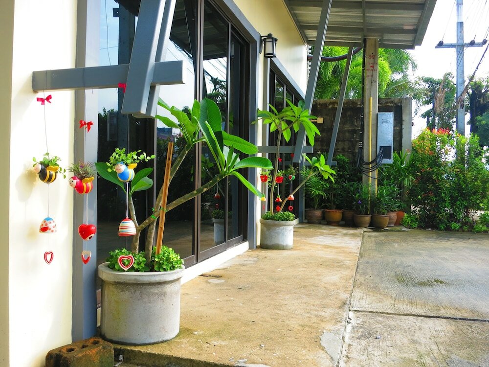 Фото Winrisa Place