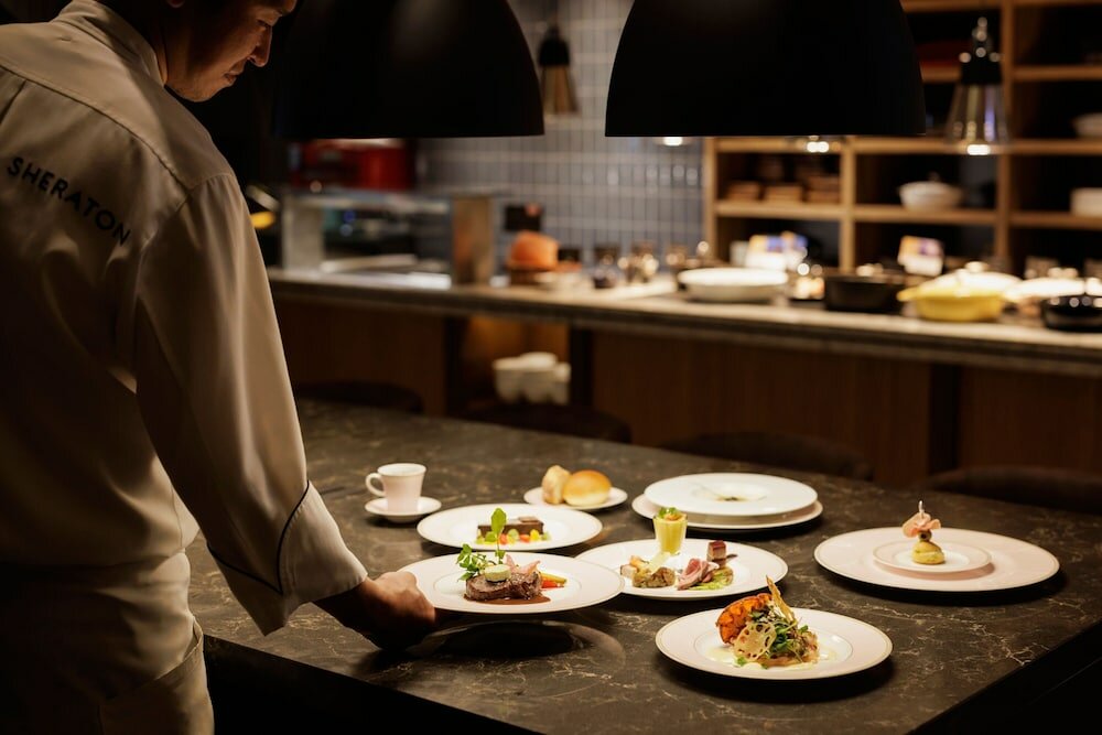 Фото Sheraton Grand Hiroshima Hotel