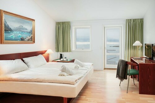 Внешний вид отеля Hotel Hvide Falk в Илулиссате, фото 2