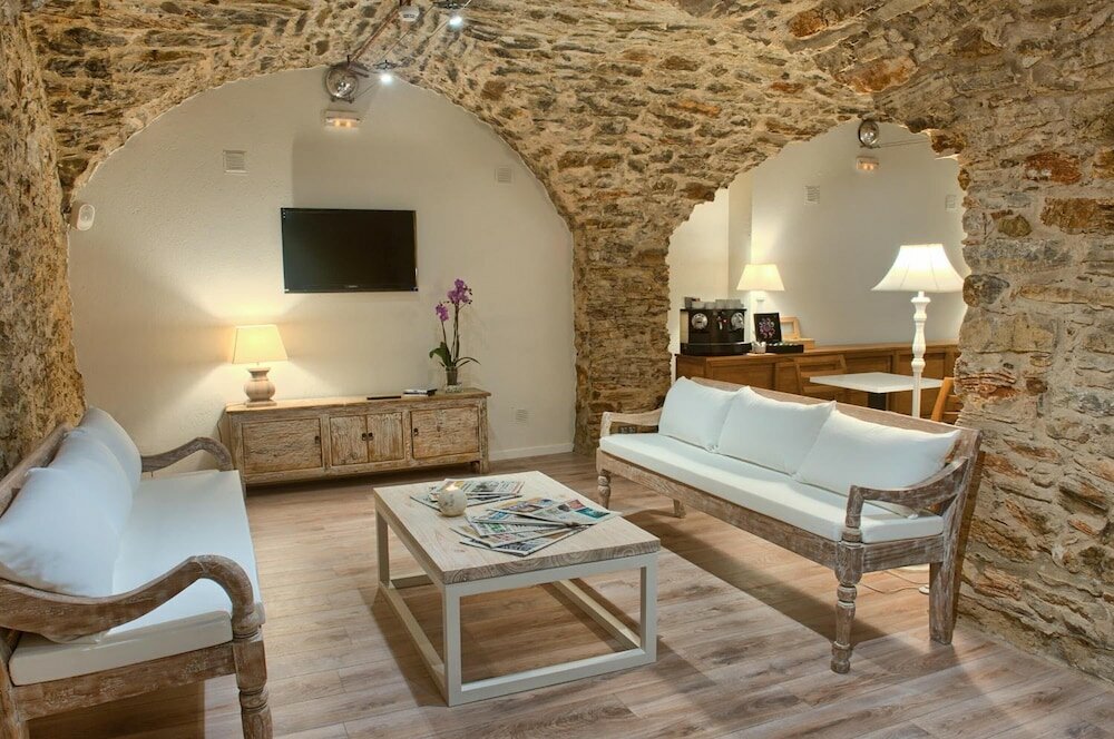 Фото Hotel el Petit Convent