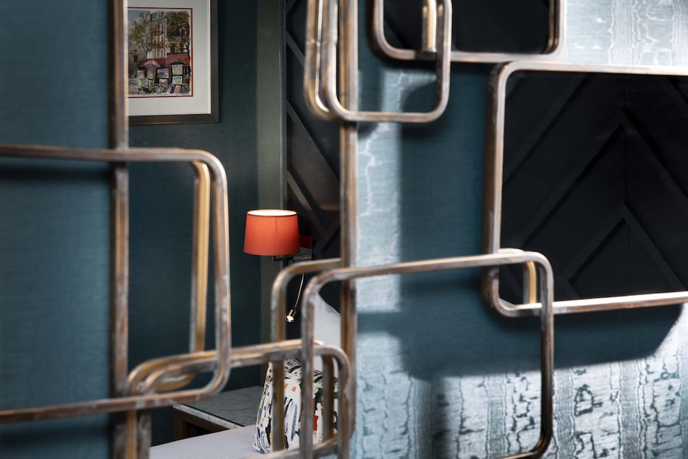 Фото Hotel Des Arts Paris Montmartre