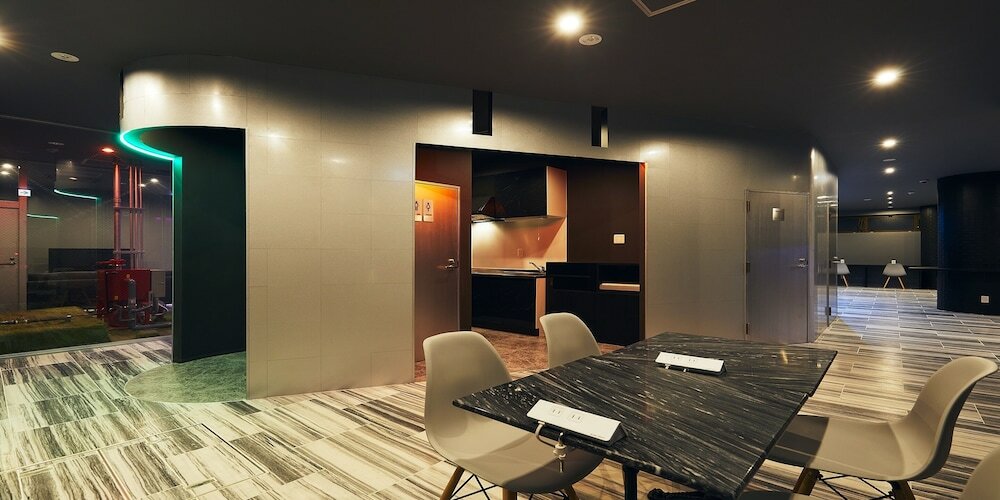 Фото Hotel Pivot