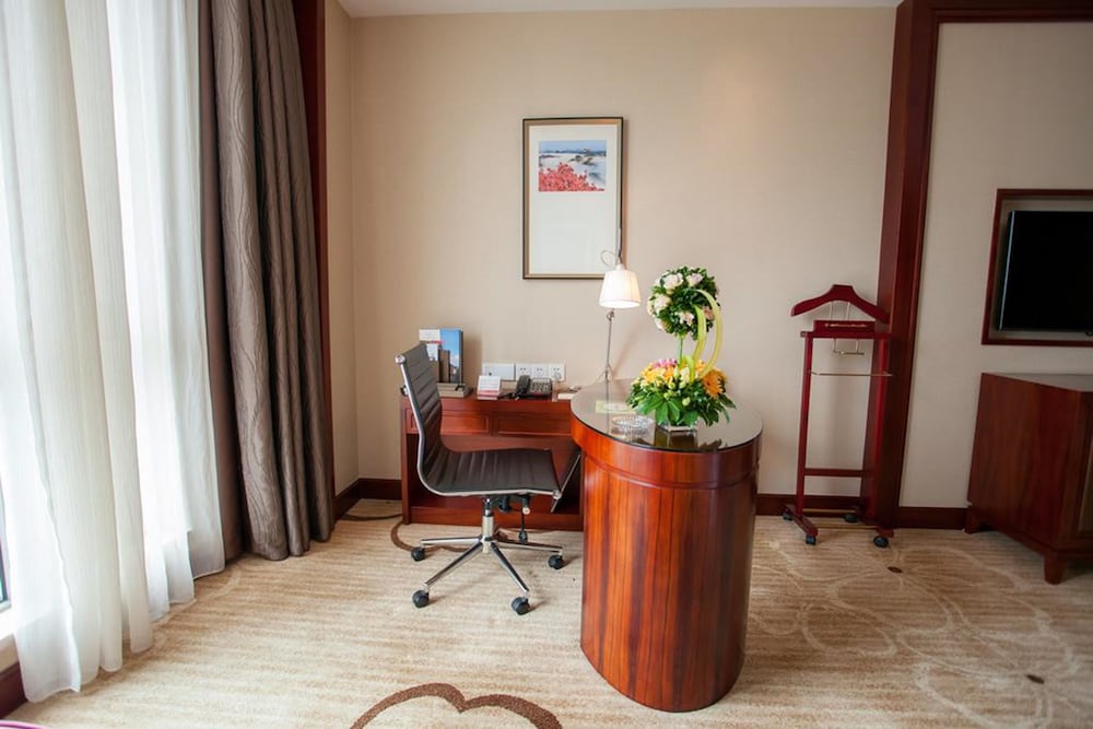 Фото Ramada Plaza by Wyndham Shaoguan City Centre