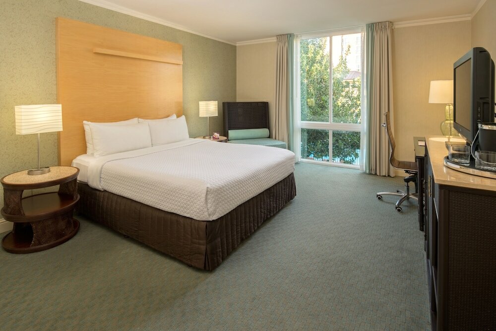 Фото Crowne Plaza Cabana, Palo Alto, an Ihg Hotel