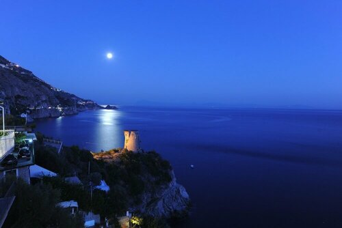 Внешний вид отеля Hotel Torre Saracena в Прайано, фото 3