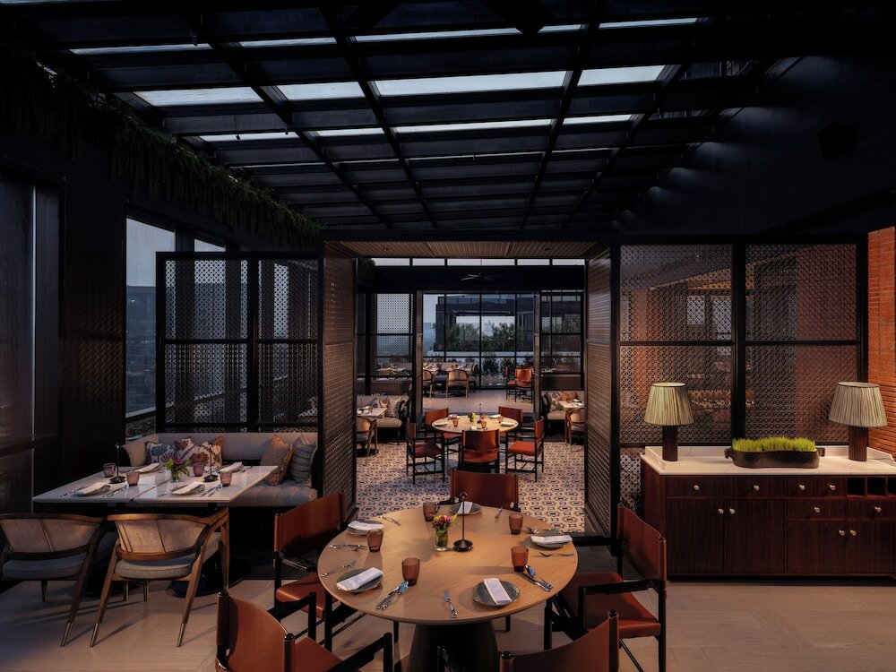 Фото The Raintree, Anna Salai