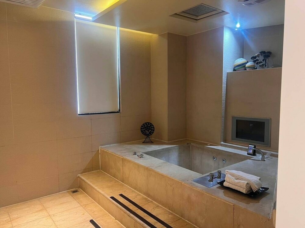 Фото Chateau Boutique Motel