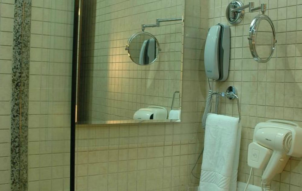 Фото Hotel Shubhangan