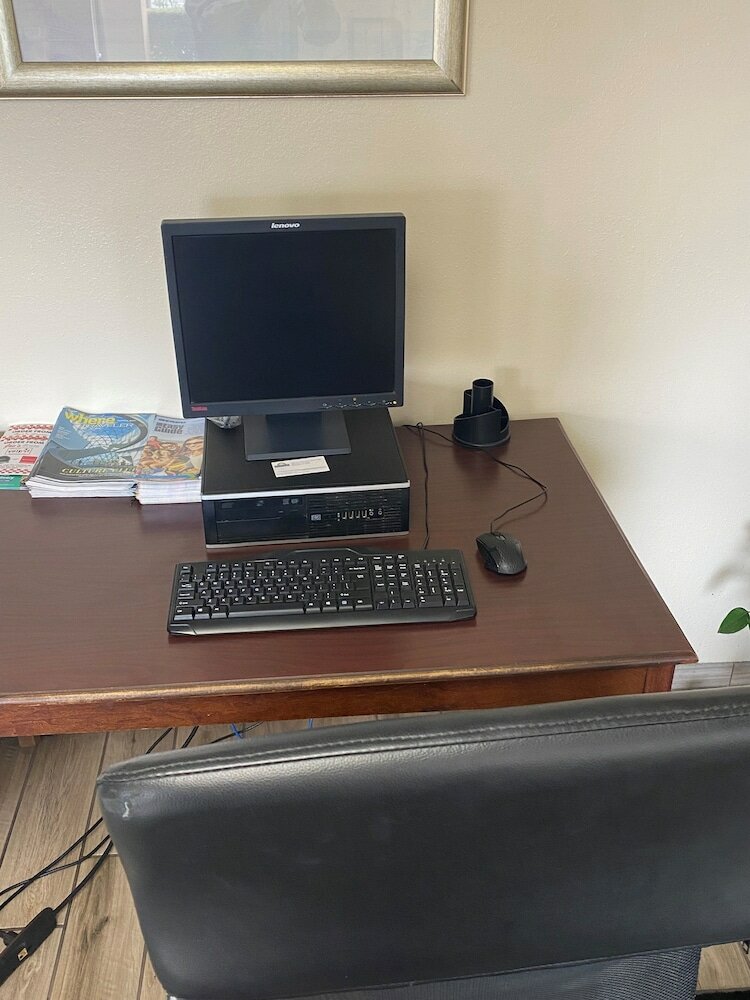 Фото Days Inn by Wyndham Clearwater/Gulf to Bay